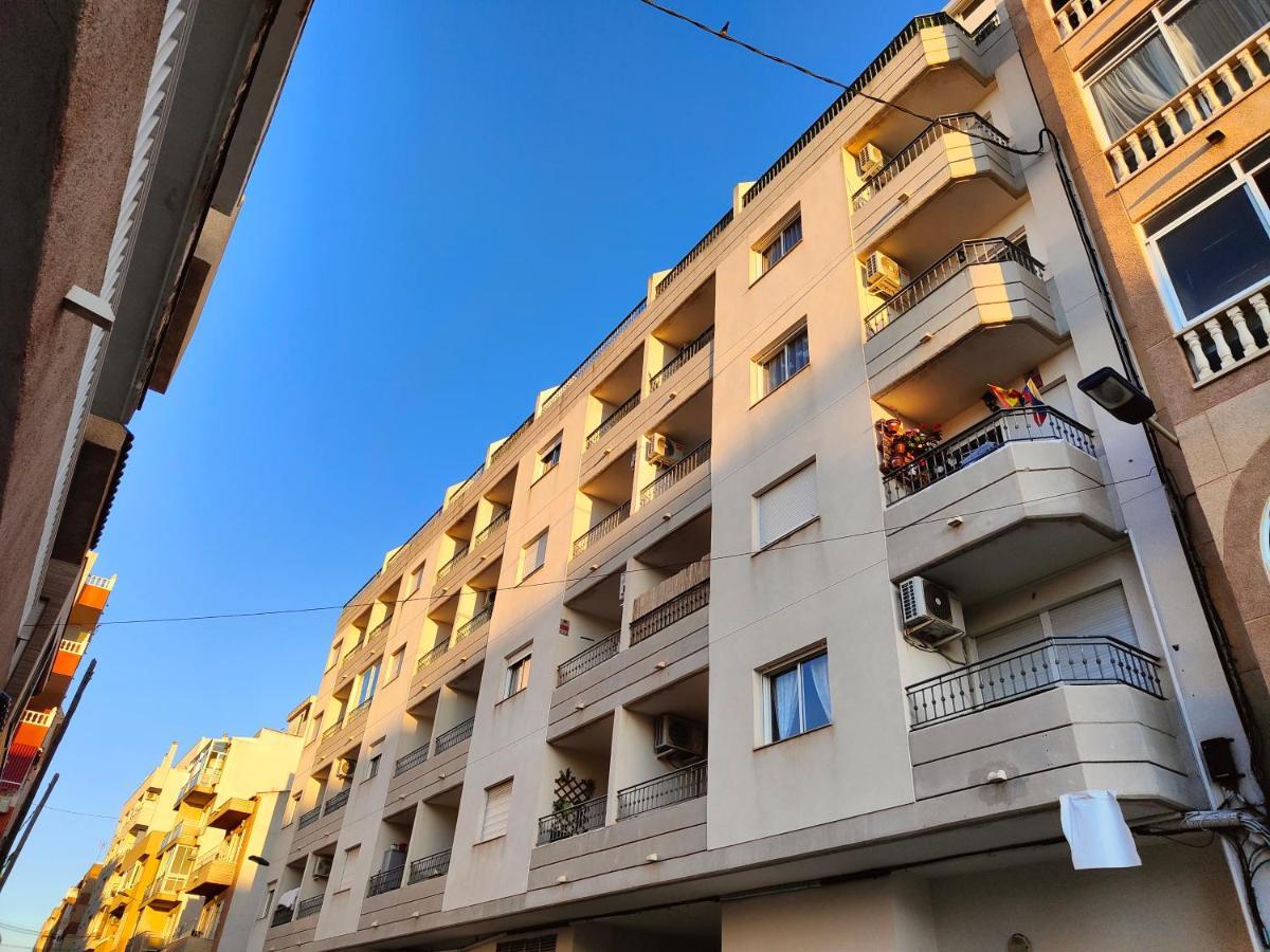 Salty Apartment Torrevieja Bagian luar foto